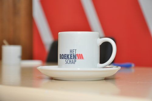 Het Boekenschap-contact-koffie-boek schrijven