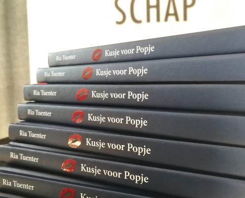 Kusje voor Popje - Ria Tuenter