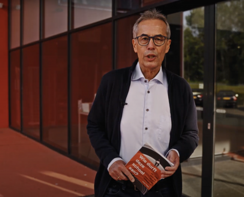 Michiel Verbeek presenteert video over het voortgezet onderwijs van de toekomst